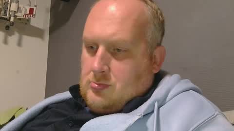 the007146368 online show from December 15, 7:32 pm