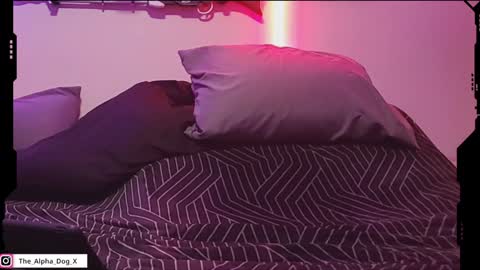 the_alpha_dog_xxx online show from February 6, 9:17 pm