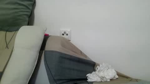 the crazy travellers online show from February 11, 7:12 am