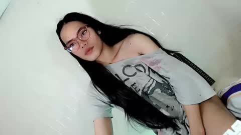 the_horny_bella online show from April 6, 6:09 pm