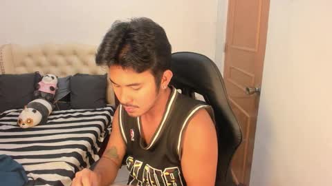 ken online show from March 1, 3:33 am