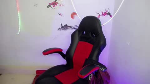 the_latin_boy02 online show from November 18, 7:28 pm