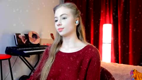 Ally    STREAMING ON TWITCH NOW Check my Twitter for updates online show from March 2, 4:21 pm