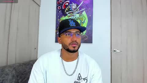 theblack_frank online show from March 8, 6:47 pm