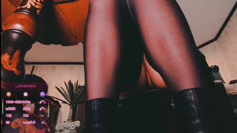 Joan online show from January 9, 10:26 pm