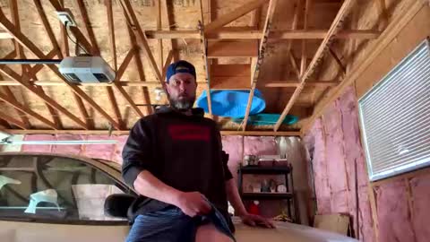 Carter Bates online show from April 19, 5:36 pm