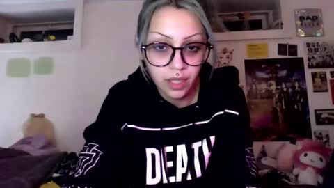 KIng Venus online show from December 2, 2:02 am