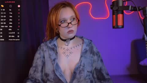 Moon online show from April 9, 11:49 am