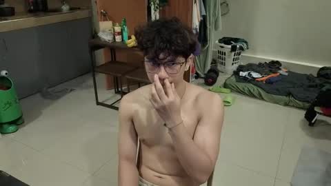 Green online show from April 7, 9:33 am