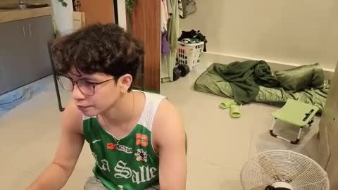 Green online show from March 31, 6:36 am