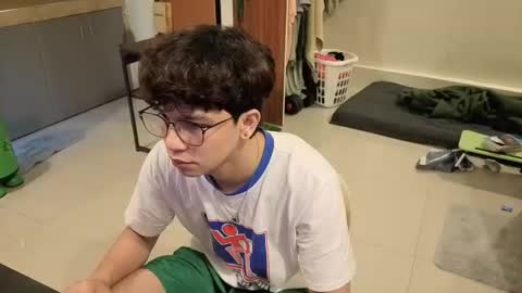 Green online show from April 16, 8:14 am