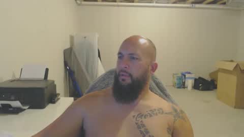 thehawaiian93 online show from November 18, 1:30 am