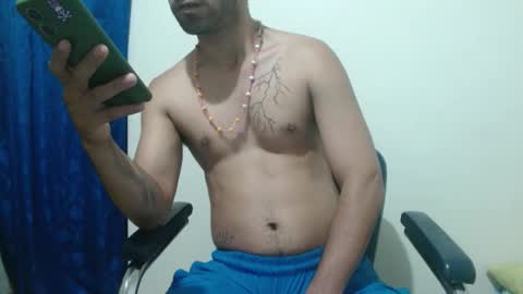 thehousedog online show from October 1, 11:53 am