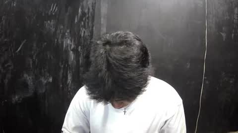 Snapshot of thehugecomeback chatting on February 14, 8:42 am Xerxis online show from February 14, 8:42 am