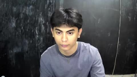 Snapshot of thehugecomeback chatting on February 26, 4:38 pm Xerxis online show from February 26, 4:38 pm