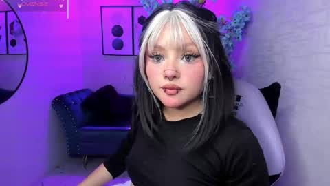 Theia  online show from November 8, 5:32 am