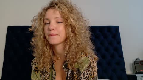 Lily Marie online show from September 16, 8:56 pm