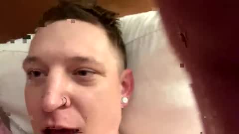 themaxwood online show from January 15, 5:22 pm