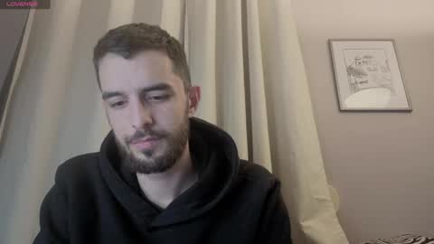 themmistokles online show from April 23, 7:26 pm