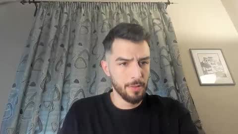 themmistokles online show from December 14, 12:55 pm