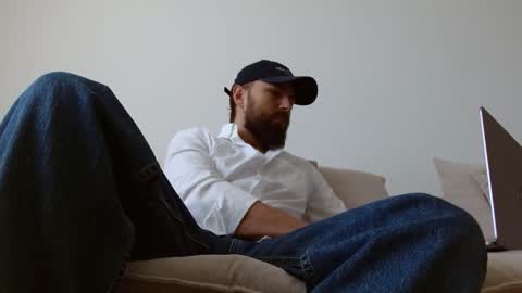 TheMonarchGoat online show from March 15, 11:46 am