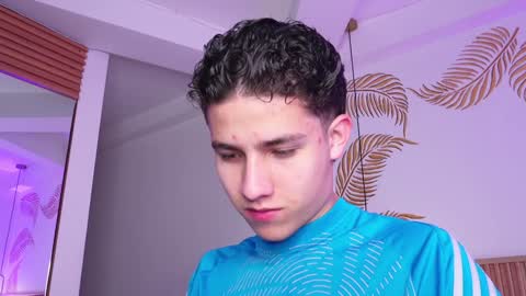  THEO- MATEO  online show from January 29, 10:05 am