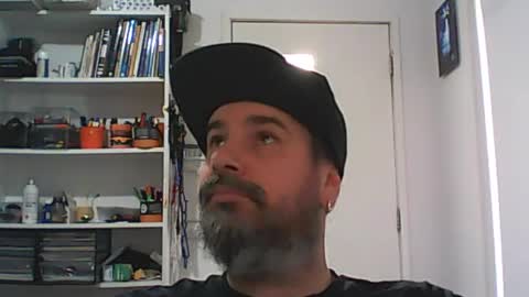 aussiebeard online show from June 27, 2:17 am