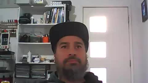 aussiebeard online show from July 20, 3:09 am