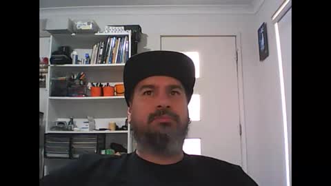 aussiebeard online show from April 21, 3:02 am