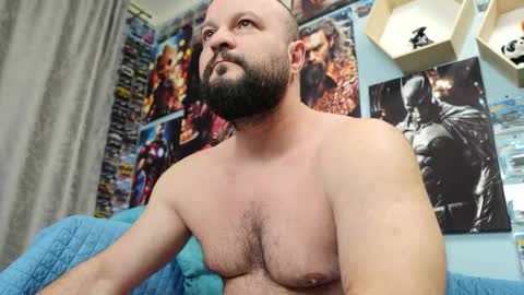 Chris online show from October 27, 6:35 am