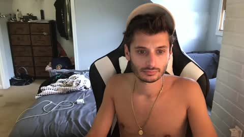 Snapshot of therealdylansdick chatting on September 29, 5:56 pm therealdylansdick online show from September 29, 5:56 pm