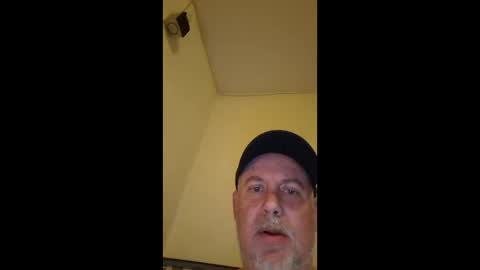 therealholland1979 online show from April 3, 7:10 pm