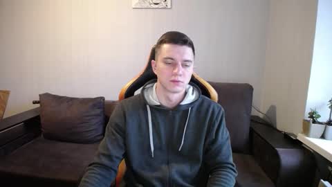 Nick   online show from November 11, 1:02 pm