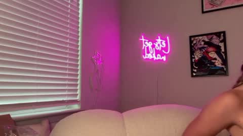 therosiecheeks online show from March 12, 10:57 pm