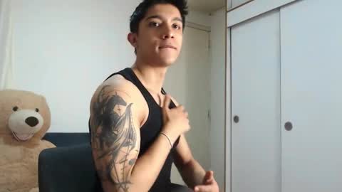 thesaint_xxx online show from February 26, 8:07 am