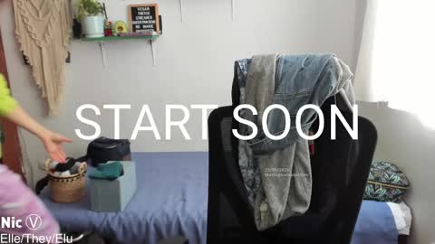 Nicole online show from September 23, 1:38 pm