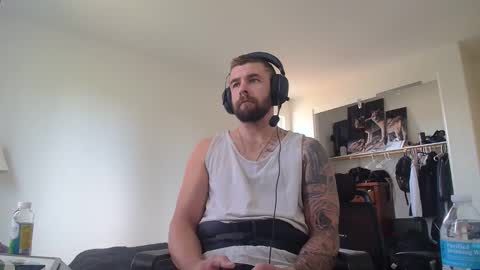 troy online show from April 19, 6:54 pm