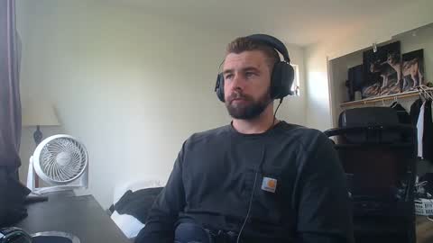 troy online show from April 11, 7:18 pm