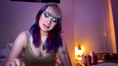 thewildwildwest online show from April 18, 2:24 am