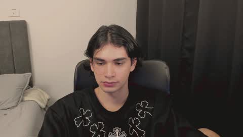 thiaan__ online show from December 26, 2:12 am