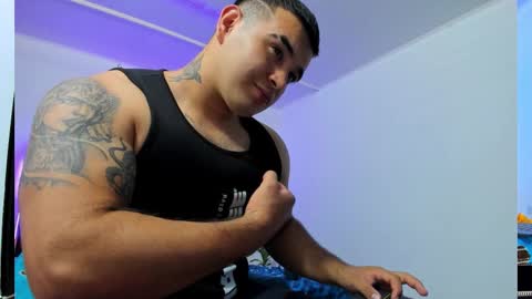 Thiago online show from October 10, 5:13 am