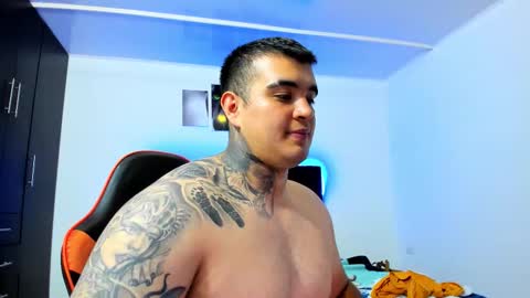 Thiago online show from November 10, 7:00 am