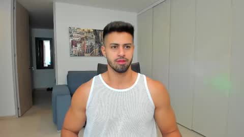 thiago_driussi online show from March 12, 12:42 am