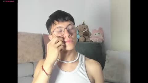 thiago_n_sam online show from July 9, 5:00 am