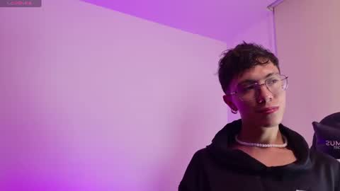 thiago_n_sam online show from July 2, 2:42 am