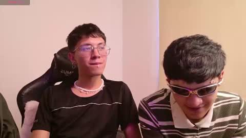 thiago_n_sam online show from July 24, 9:23 pm