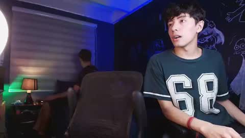 Thiago online show from March 29, 8:32 pm