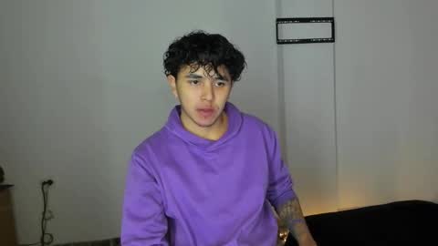 Thiago online show from September 21, 2:26 am