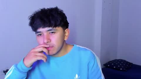 Thiago online show from February 12, 3:37 pm