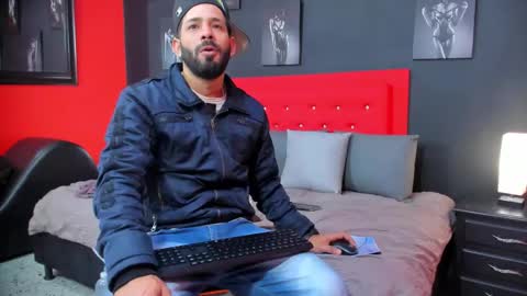 Thia Gomez online show from October 7, 12:23 pm